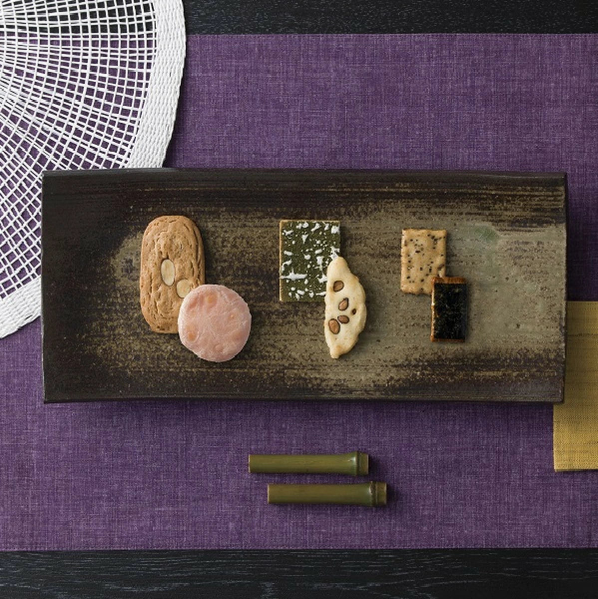 Japanese Sweets Toyama “Okakura” Purple Story Gift Box