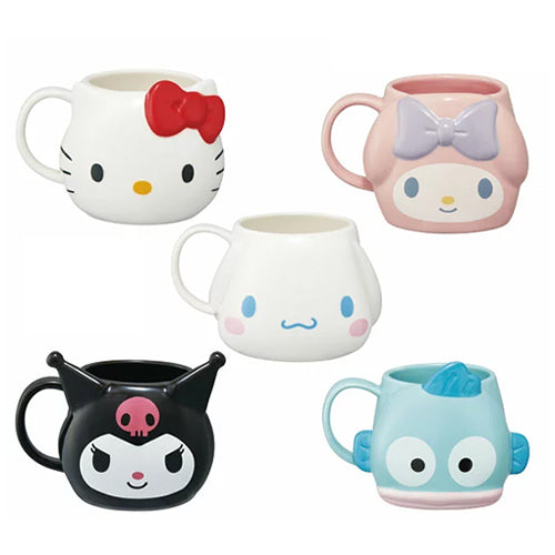 Hello_Kitty_Plastic_Cup_2.jpg